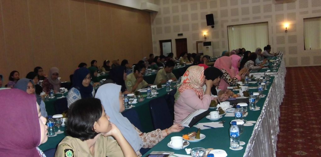 Pertemuan “ Evaluasi Penggunaan Obat dalam Pelaksanaan JKN di Rumah Sakit dan Puskesmas”