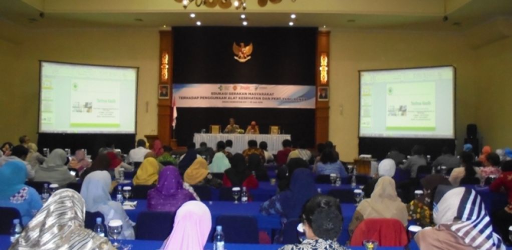 Edukasi Gerakan Masyarakat terhadap Penggunaan Alat Kesehatan dan PKRT yang Benar