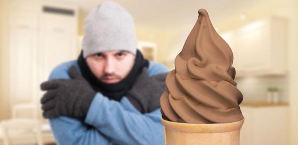 Sakit kok makan es krim..???