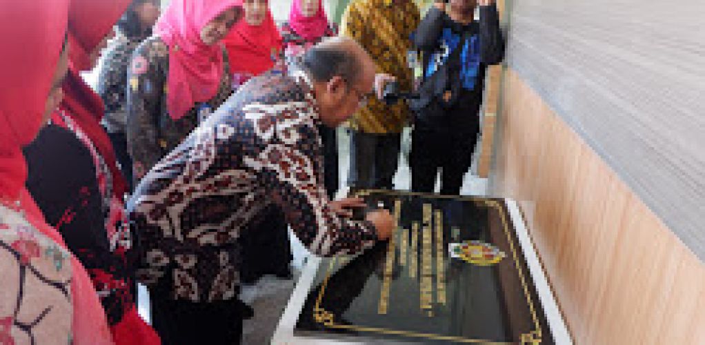 PERESMIAN GEDUNG KALIBRASI DAN ARSIP